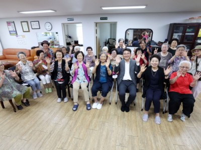 또 찾아뵙겠습니다! 건강하고 행복하시도록 돕겠습니다! 노원구, 239개 경로당 <민생탐방> 마쳐