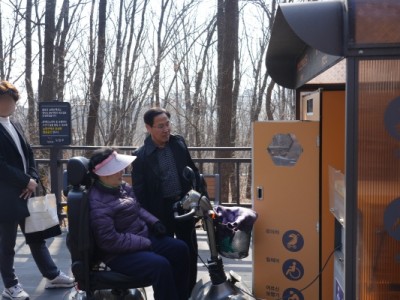 안복동 노원구의원, 장애인전동보장구 충전소·소독기 관리실태 점검 위해 현장 찾아