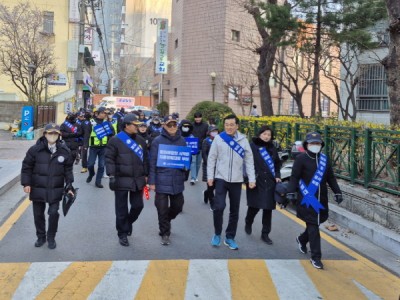 손영준 노원구의장, 자율방범연합대와 월남참전자회 합동 범죄예방 캠페인 동행